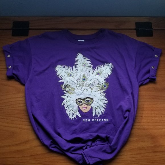 Vintage Tops - Vintage 90s Sparkly New Orleans Graphic Tee Shirt